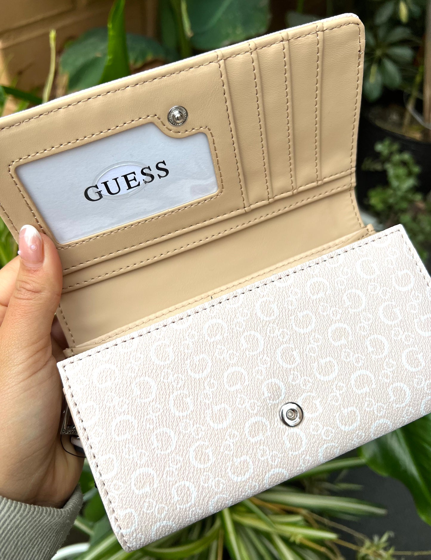 Billetera GUESS